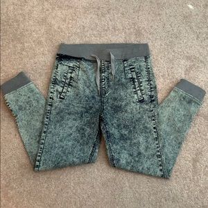 Native Youth Joggers